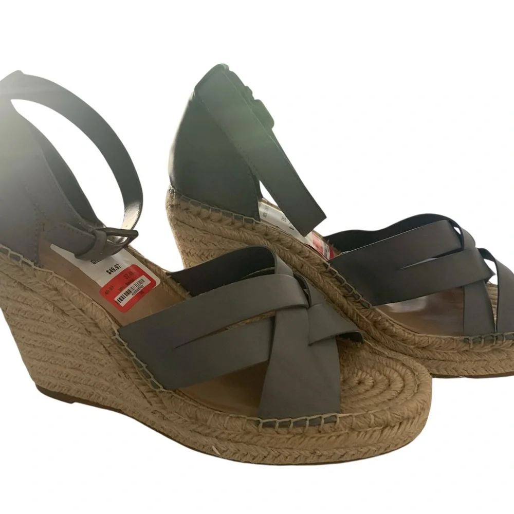 NIB Abound Faux Leather Gray Wedges Sz 12